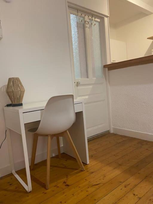 Charmant Studio , Plein Centre 브레스트 외부 사진
